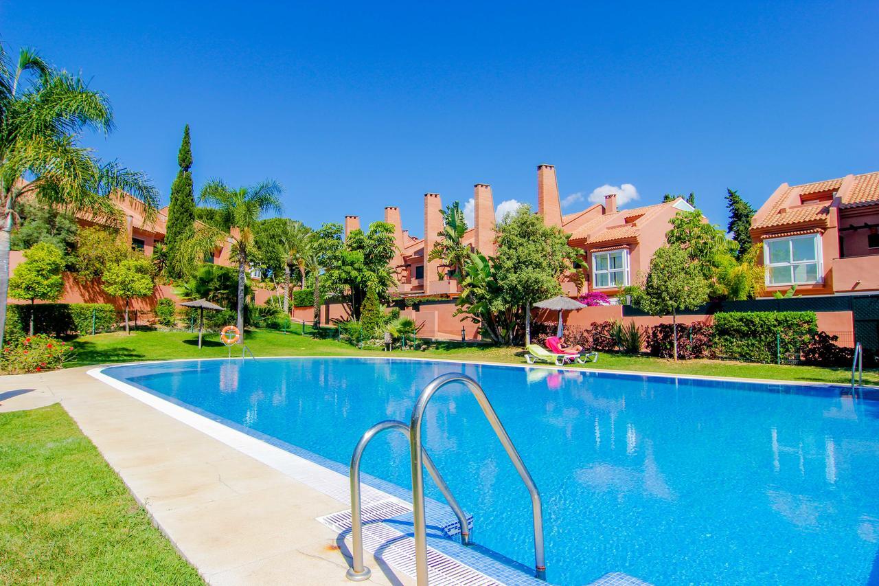 Oleholidays Adosado Mediterraneo Los Monteros 100 M Playa Marbella Bagian luar foto